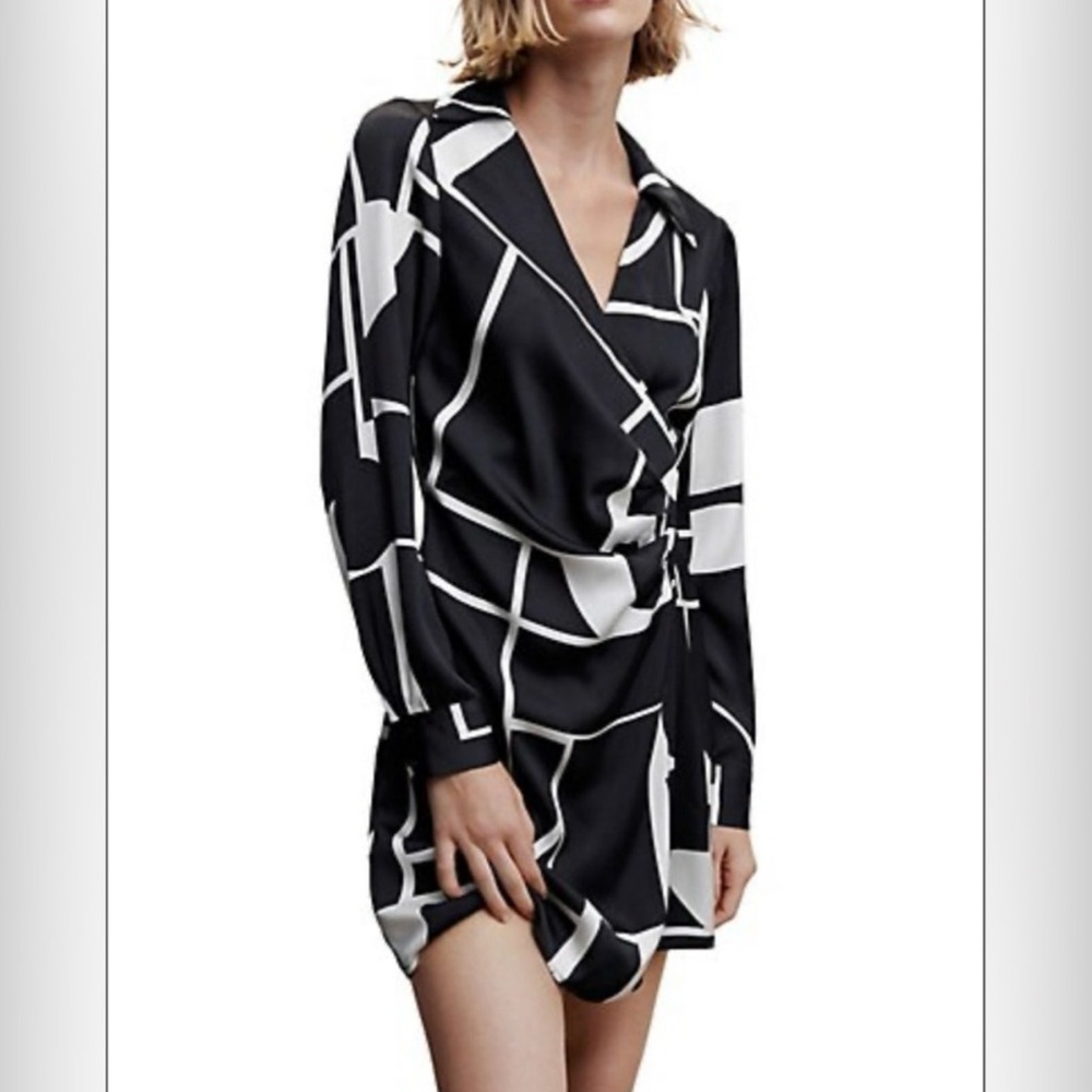 Mango Zelda Abstract-Print Wrap-Style Satin dress navy black white size medium